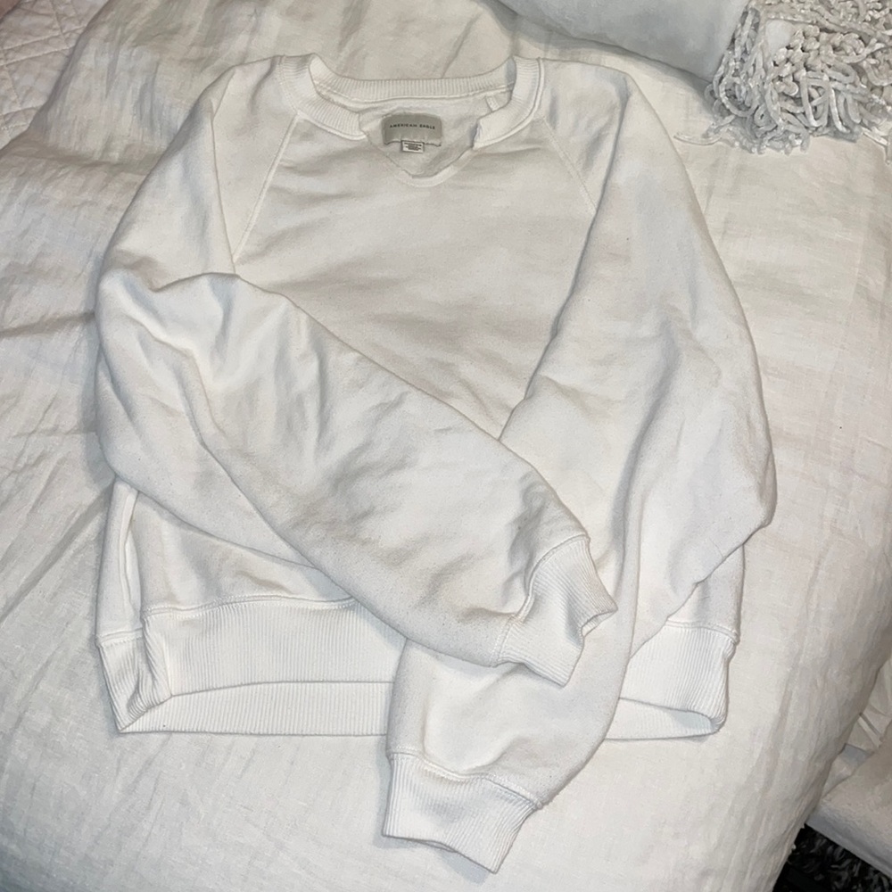 American Eagle white light pullover/ sweatshirt, size XS